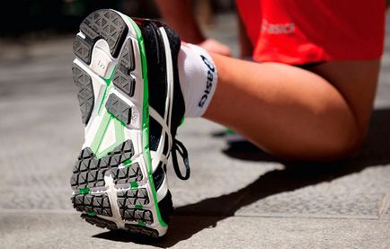 Hogyan válasszuk ki a minőségi futócipő jogging - Tippek képzés követelményeinek vélemények