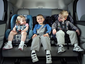 Cum să alegi un scaun pentru copii pentru copil, alegând un scaun auto pentru centura de siguranță,