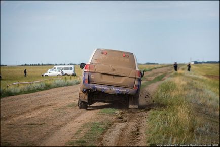 Cum arata masina care a calatorit 70 km pe trei roti