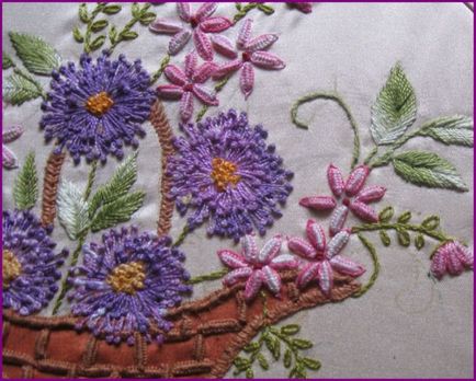 Як виконати вишивку квітів в стилі рококо