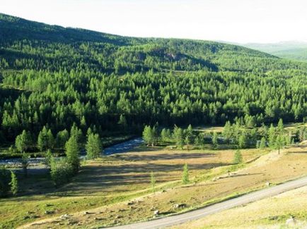 Descoperire Karagem, ghețarul Taldurinsky, râurile bashkaus (iulie-august 2010), Altai 4х4