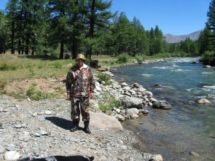 Descoperire Karagem, ghețarul Taldurinsky, râurile bashkaus (iulie-august 2010), Altai 4х4