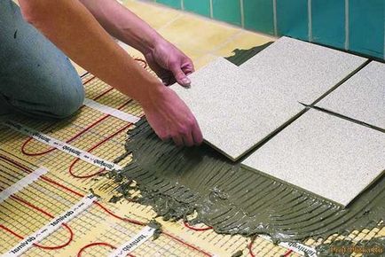 Керамічна плитка на теплій підлозі електричному і водяному