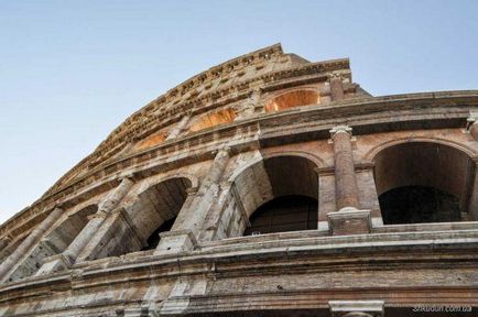 Колизеумът в Рим на 7 чудо на света, интересни факти и полезни съвети за туристи