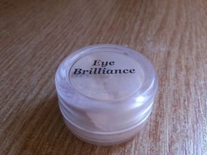 Консилер-іллюмінайзер для очей eye brilliance від magic minerals