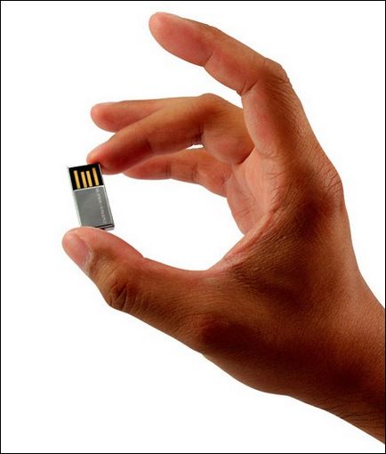Creative USB flash meghajtók (15 fotó)