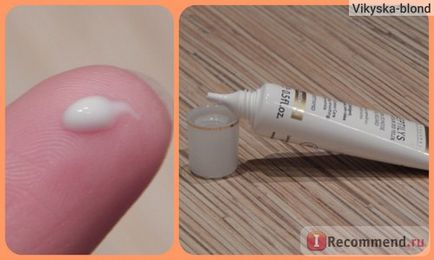 Crema pentru pielea din jurul ochilor uriage peptilis - 