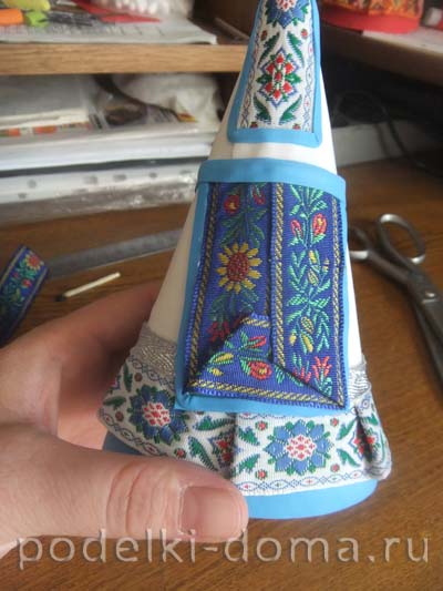 Pupae în costumele din Ciuvaș și Mari, o cutie de idei și clase de maestru