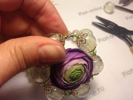 Master class pentru crearea unui set de bijuterii cu flori, polinuclei din argila polimerica