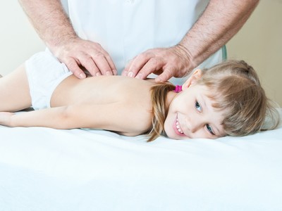 Медичний масаж, запис на лікувальний масаж в спб в клініці Скандинавія