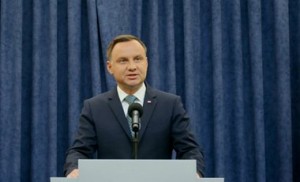 Lumea lui Duda a respins două legi privind sistemul judiciar din Polonia