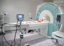 MRI под упойка ли възрастни и главата на детето и мозъка