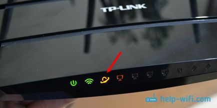 Pe router-ul tp-link, lumina portocalie (roșie) pe internet este aprinsă