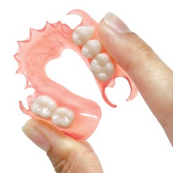 Нейлонові зубні протези ціни, відгуки, протезування в стоматології «Авіценна», челябінськ