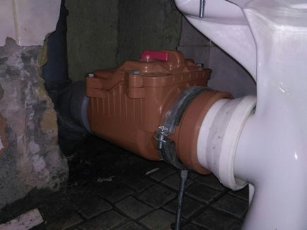 Зворотний клапан для каналізації
