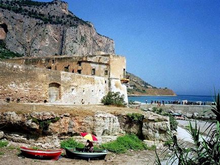 Island város Szicília