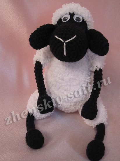 Amigurumi crosă de croșetat, schemă și descriere - suvenir pentru anul 2015