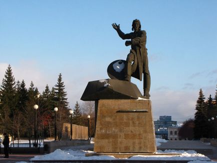 Monumentul cisternelor de voluntari, Chelyabinsk, rusia descriere, fotografie, unde este pe hartă, cum