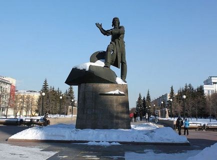 Пам'ятник добровольцям-танкістам, челябинск, росія опис, фото, де знаходиться на карті, як