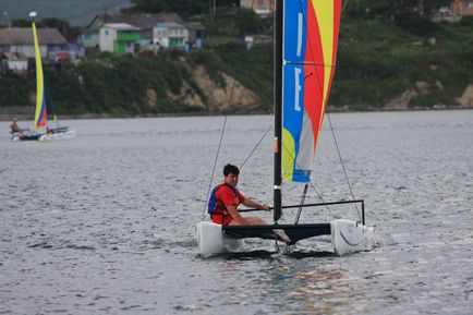 Catamaranii de navigație, stai