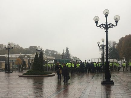 Поліклініку водників позбавляють даху над головою