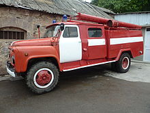 Un camion de incendiu este