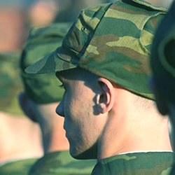 Apelul la armată poate fi extins la 30 de ani