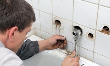 Repararea băii de către mâinile proprii