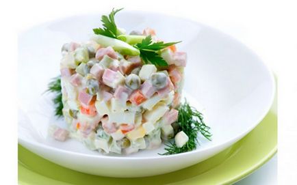 Rețetă de salată de măsline cu o fotografie foarte delicioasă