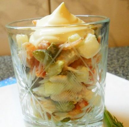 Rețetă de salată de măsline cu o fotografie foarte delicioasă