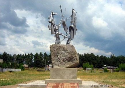 Cele mai neobișnuite monumente sunt lobby-ul Irkutsk