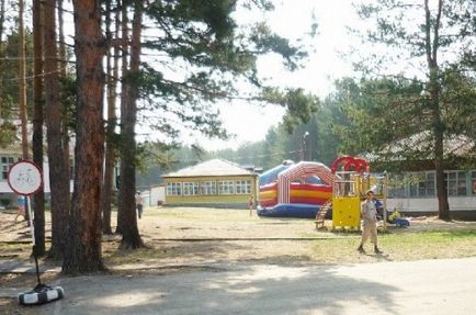 Szanatórium „Salute” (vidéki egészségügyi komplexum szanatóriumi őket (tűzijáték) Szanatórium „Salute” (vidéki egészségügyi komplexum szanatóriumi őket