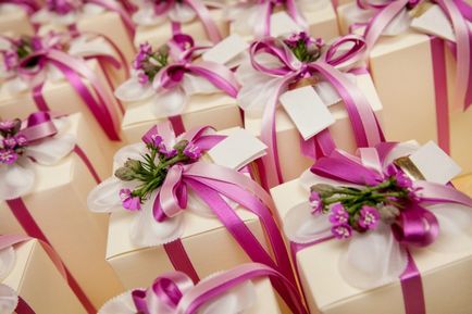 Sfaturi pentru oaspeții decorarea cadouri de nunta, cât de neobișnuit de ambalaj lucrurile obișnuite din rubrica asta