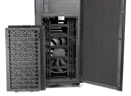 Test és felülvizsgálat Thermaltake szupresszor F51 - csendes ház e-ATX