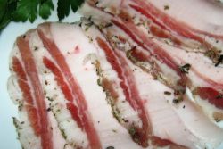 Főtt szalonna fűszerek (fűszernövények) Főtt szalonna fűszerek