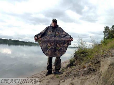 Водонепроникне пончо військового зразка для риболовлі