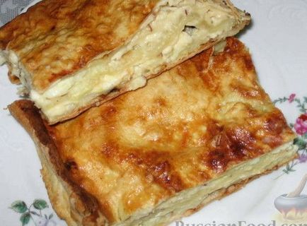 Khachapuri pâine pita cu reteta de brânză într-o tigaie