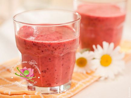 Berry Smoothies retete cu iaurt, lapte, inghetata, apa