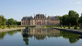 Castelul fraților - chateau de breteuil - ghid rusesc în Paris și Franța