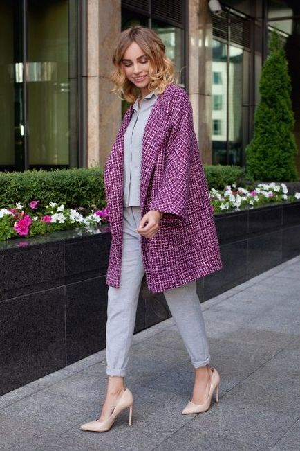 Női kabát tweed (56 fotó) mit vegyek fel, divatos, angol, meleg, rövid, bélelt (tweed) Női kabát tweed (56 fotó) mit vegyek fel, divatos, angol, meleg, rövid, bélelt