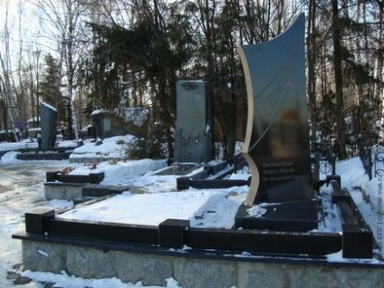 Алея «героїв» на Хованському кладовищі, могили, оріхівська ОЗУ