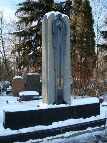 Алея «героїв» на Хованському кладовищі, могили, оріхівська ОЗУ