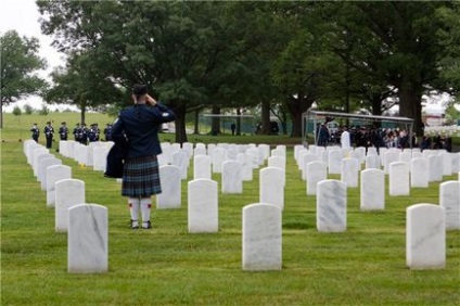 Cimitirul Arlington - care este îngropat acolo și merită vizitat