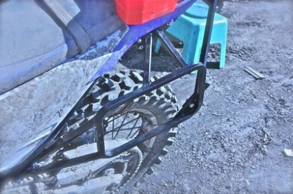Rack könnyű enduro vagy YAMAHA wr250r elvegye 15 liter benzint és legfeljebb 35 kg terhelés (Yamaha wr250r) Rack könnyű enduro vagy YAMAHA wr250r elvegye 15 liter benzint és akár 35 kg-os terhelés