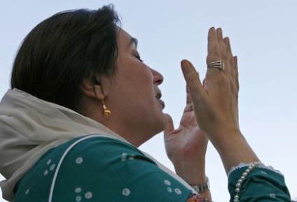 Benazir Bhutto este 