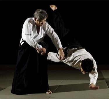 Biografia lui Toshiro suga, clubul Sevastopol de aikido aikikai 