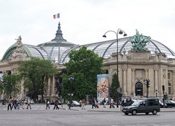 Великий (grand palais) і малий (petit palais) палац