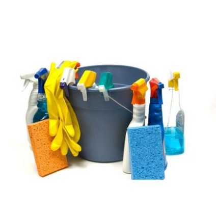 Чим мити лінолеум - 8 покупних і домашніх миючих засобів та інвентар на вибір