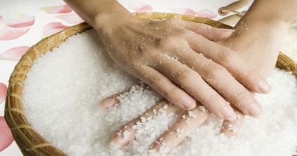 Care este utilizarea unei săli de baie, sare pentru scăderea în greutate, cum să faceți o baie de sare