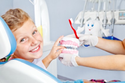 Gyermekgyógyászati ​​fogászati ​​fájdalom nélkül és a félelem